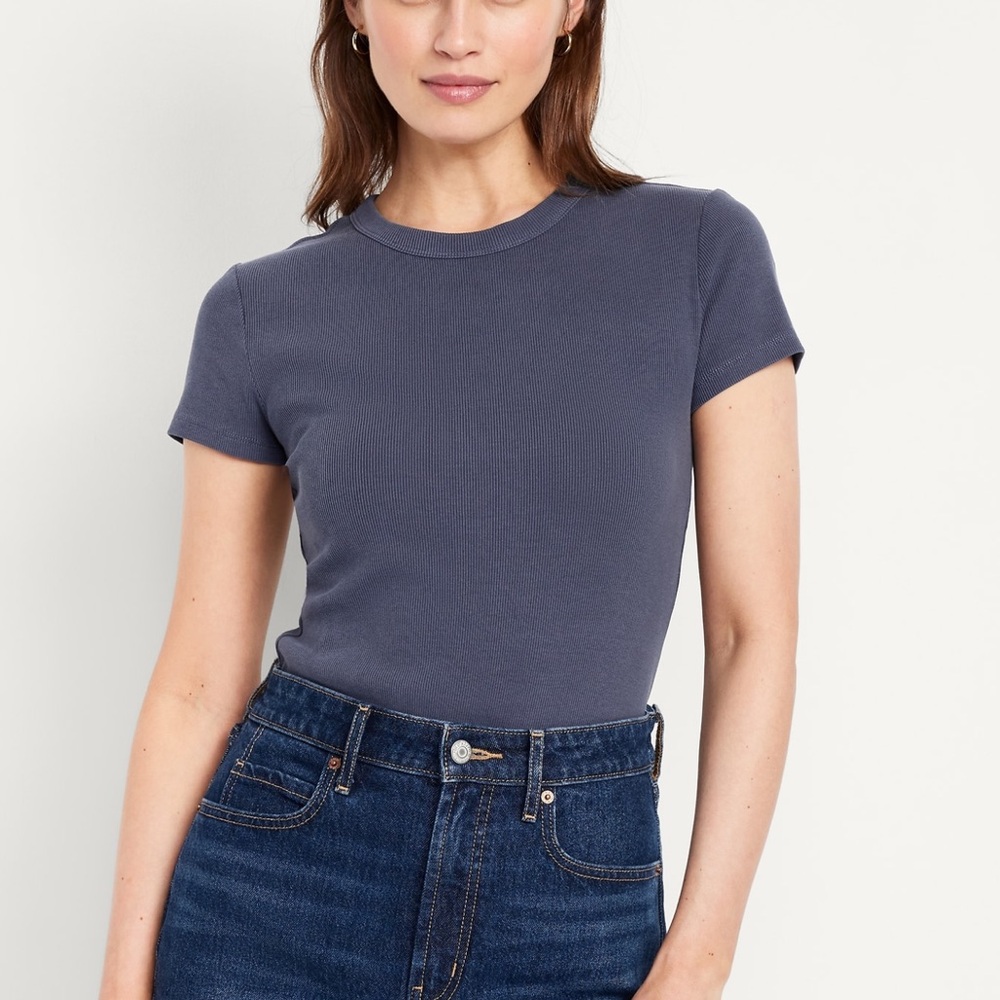 NWT old navy snug tee